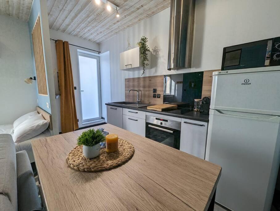 Le Studio Pop Paray-le-Monial Exteriör bild